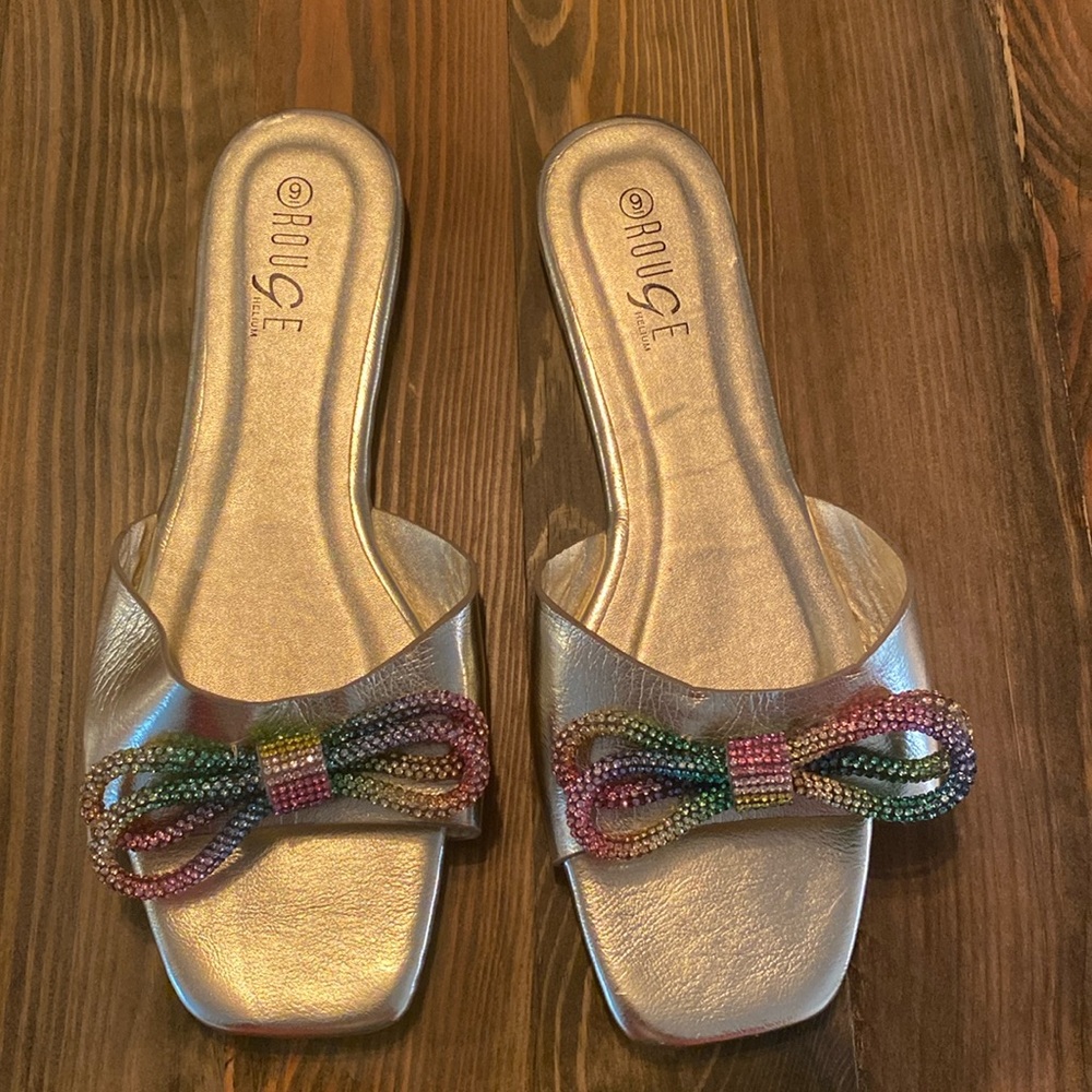 Rainbow‎ rhinestone bow slides